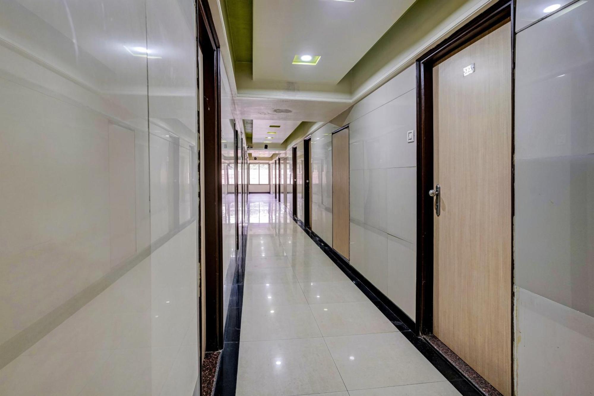 Collection O Guru Heritage Kalamboli Navi Mumbai Exterior foto